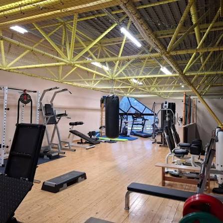 Kõrgessaare Vaba Aja Keskuse jõusaal